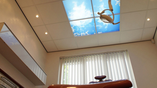 tandartspraktijk verlichting met Philips daglichtlampen tandartspraktijk verlichting met Philips daglichtlampen